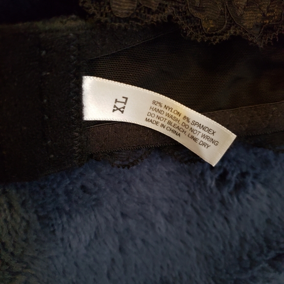 Bralette - Picture 2 of 2